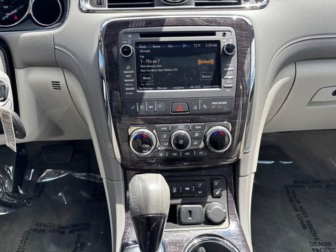 Used 2017 Buick Enclave Premium w/ Experience Buick Package FWD image 16
