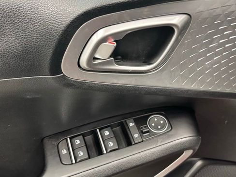 Used 2025 Kia Soul S image 13