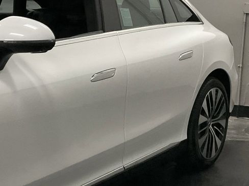 Used 2024 Mercedes-Benz EQE 500 4MATIC Sedan image 9