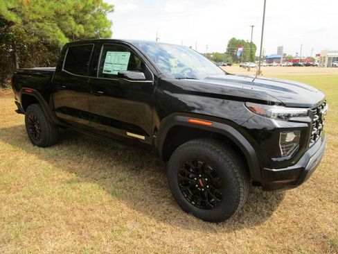 Used 2026 GMC Canyon Elevation AWD/4WD image 5