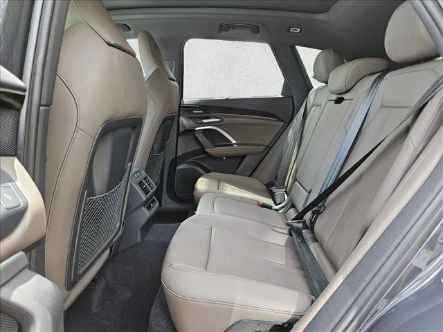 Certified 2025 Audi Q5 Premium Plus w/ Premium Plus AWD/4WD image 14
