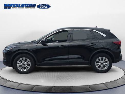 Certified 2023 Ford Escape Active w/ Tech Pack #2 AWD/4WD image 2