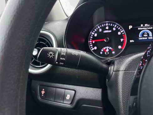 Used 2023 Kia Forte LXS image 25