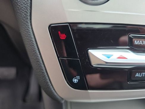 Certified 2022 Ford Explorer XLT w/ Equipment Group 202A image 36