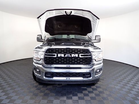 Used 2024 RAM 2500 Big Horn image 9