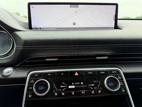 Used 2021 Genesis GV80 3.5T Advanced + AWD/4WD image 12