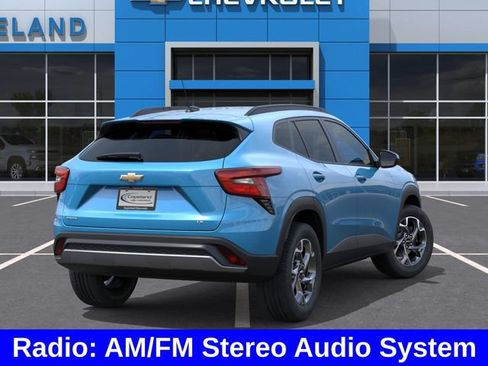 New 2026 Chevrolet Trax LT w/ Driver Confidence Package FWD image 5
