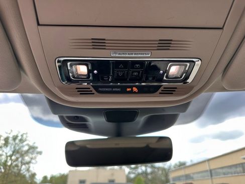 Used 2023 Lincoln Aviator Reserve w/ Equipment Group 201A image 38