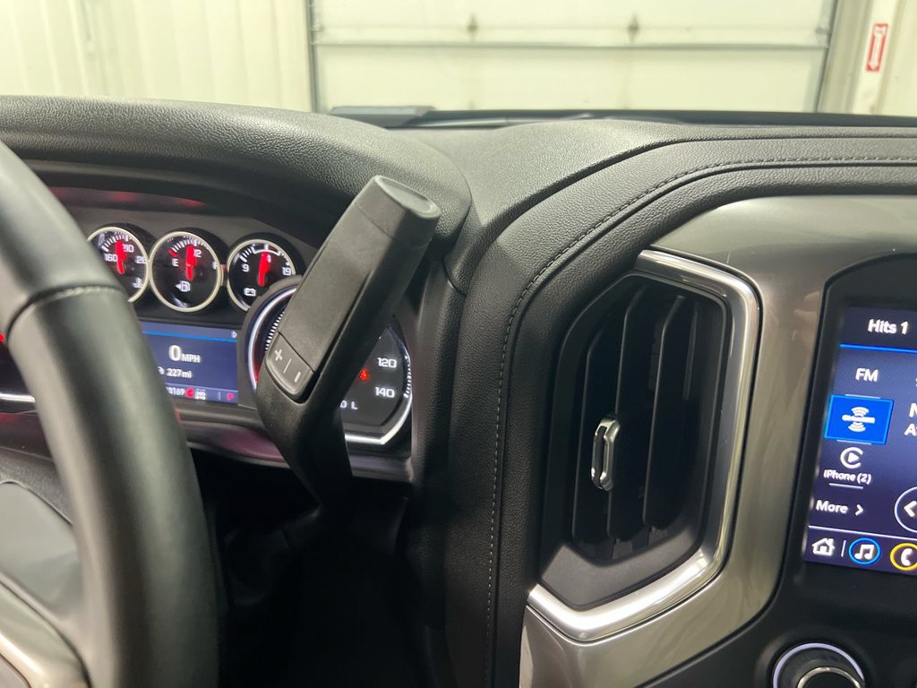 Used 2023 Chevrolet Silverado 2500 LT w/ Midnight Edition AWD/4WD image 17