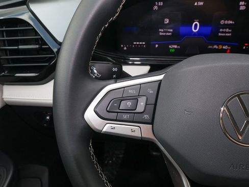 Certified 2026 Volkswagen Taos S FWD image 20