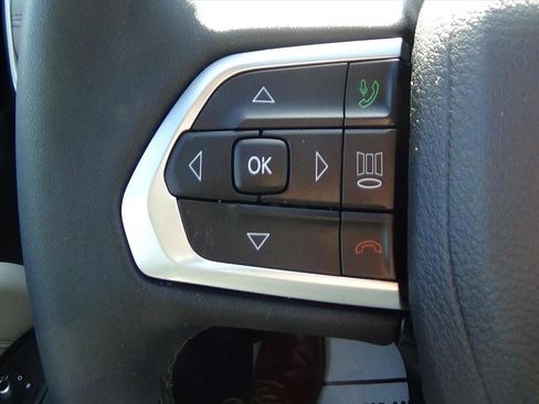 Used 2024 Jeep Compass Limited w/ Elite Group image 22