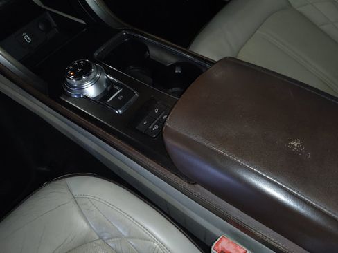 Used 2018 Ford Fusion Energi Platinum image 26