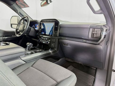 Used 2022 Ford F150 XLT w/ Equipment Group 302A High AWD/4WD image 30