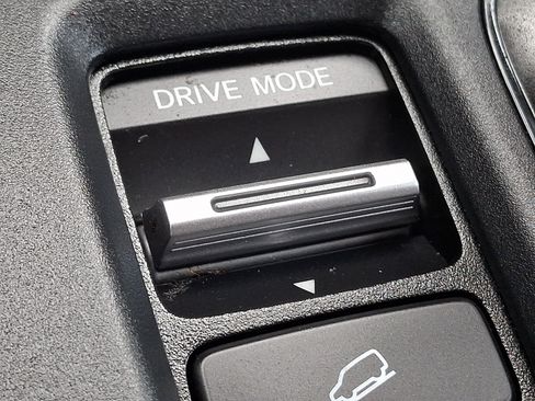 Used 2024 Honda CR-V Sport-L image 27