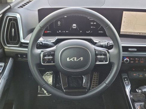 Used 2024 Kia Sorento SX FWD image 12