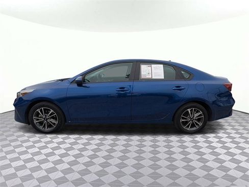 Used 2023 Kia Forte LXS image 5