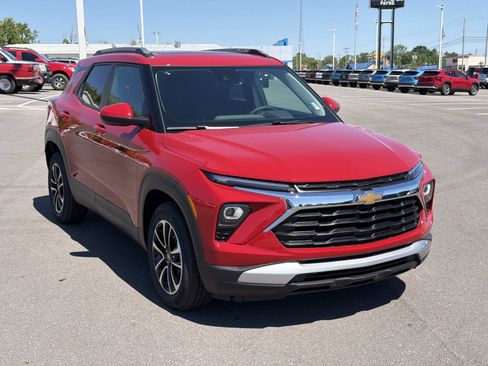 New 2026 Chevrolet TrailBlazer LT w/ Convenience Package FWD image 1