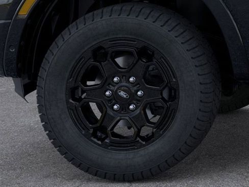 New 2025 Ford Ranger Lariat w/ Black Appearance Package image 19