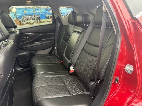 Used 2019 Nissan Murano Platinum w/ Cargo Package image 18