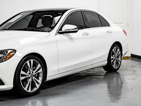 Used 2018 Mercedes-Benz C 300 Sedan w/ Multimedia Package image 11