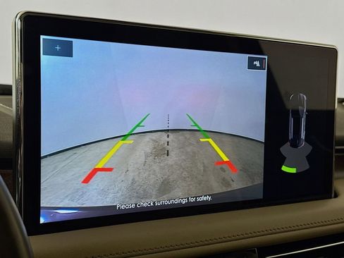 Used 2023 Lincoln Nautilus Reserve image 19