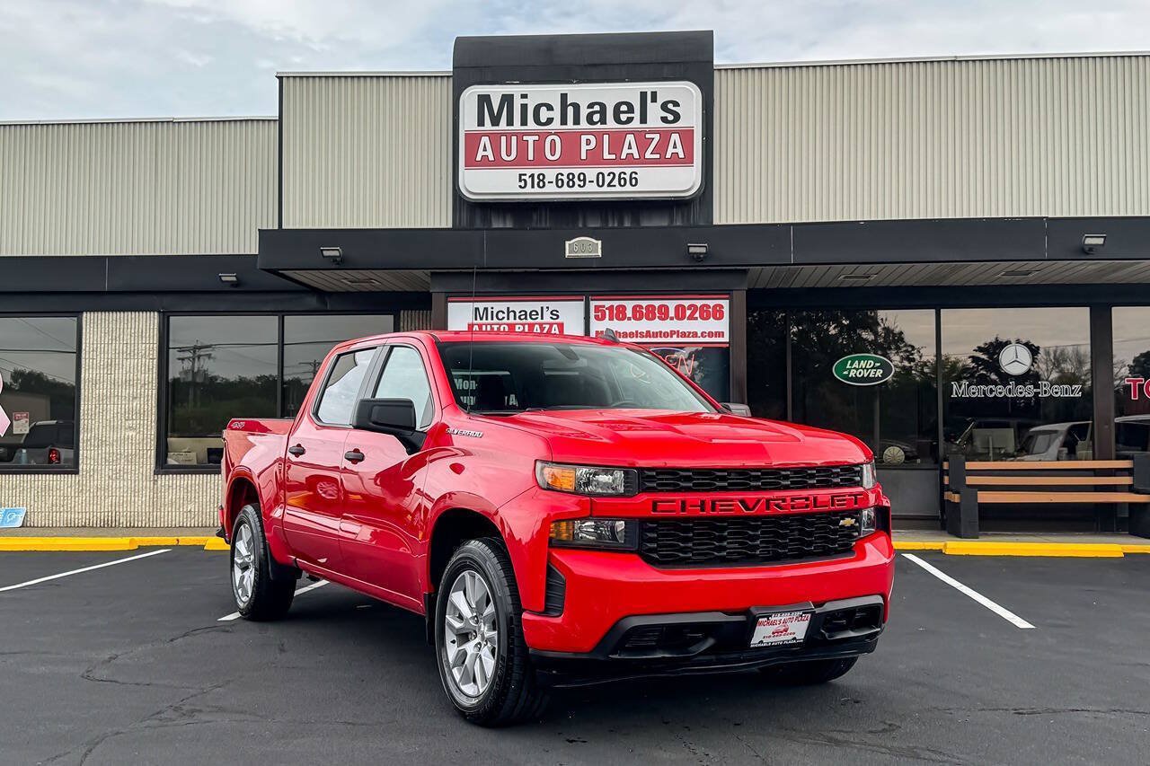 Used 2022 Chevrolet Silverado 1500 Custom AWD/4WD image 2