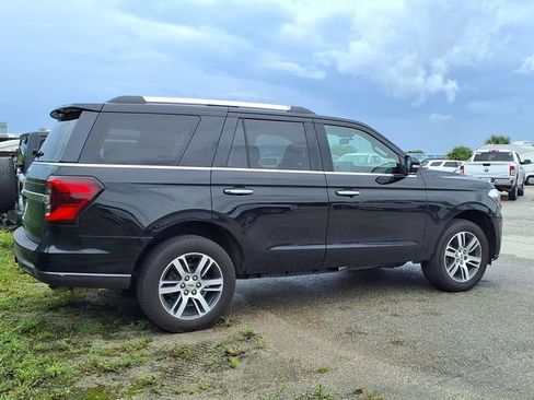 Used 2023 Ford Expedition Limited AWD/4WD image 19