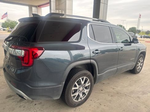 Used 2020 GMC Acadia SLT FWD image 17