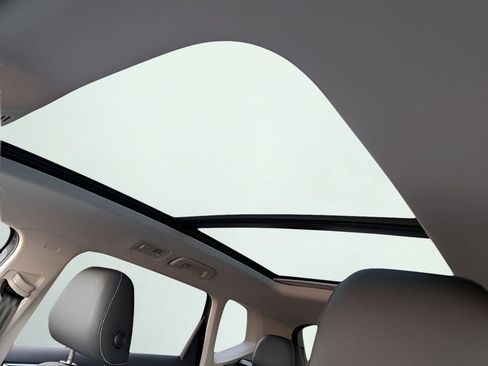 New 2025 Volkswagen Taos SEL AWD/4WD image 36