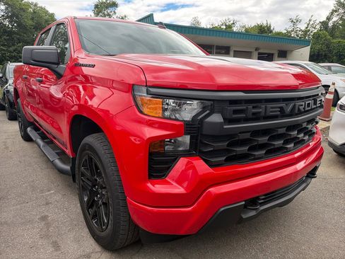 Used 2024 Chevrolet Silverado 1500 Custom w/ Rally Edition AWD/4WD image 3