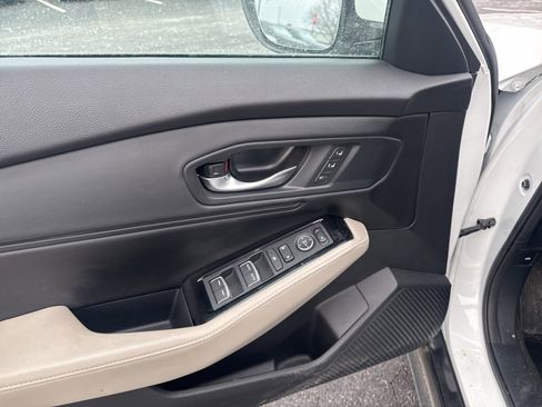 Certified 2023 Honda Accord Touring image 16