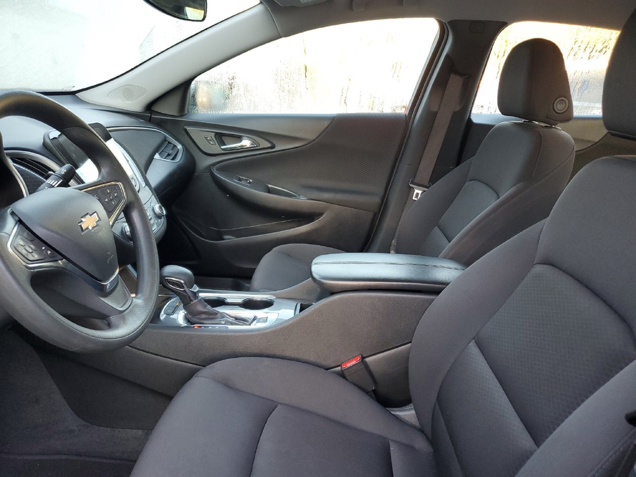 Used 2025 Chevrolet Malibu LT FWD image 19