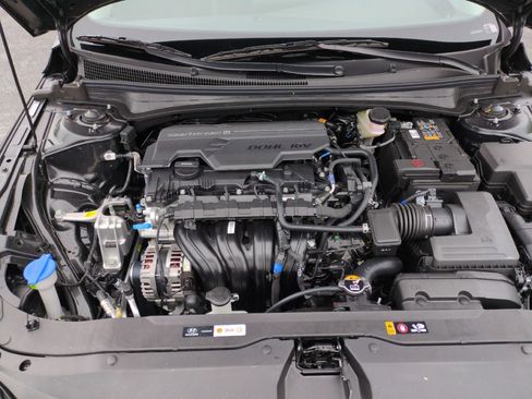 New 2026 Hyundai Elantra SE FWD image 44