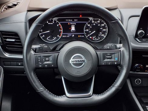 Used 2021 Nissan Rogue SV w/ Premium Package image 20