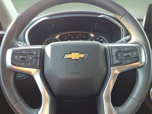 Used 2024 Chevrolet Blazer LT w/ Convenience Package FWD image 24