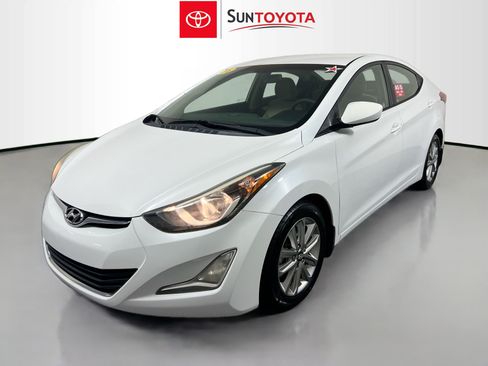 Used 2016 Hyundai Elantra SE w/ Option Group 02 FWD image 9