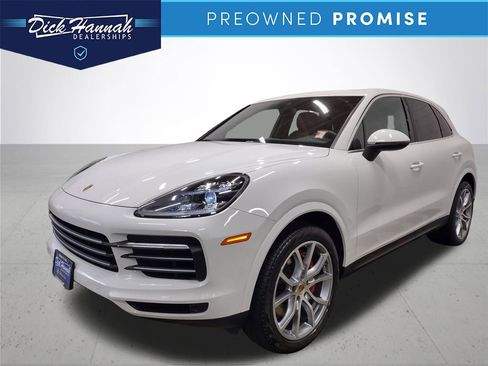 Used 2019 Porsche Cayenne S image 1