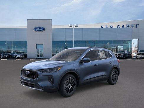 New 2026 Ford Escape SE w/ PHEV Premium Package FWD image 1
