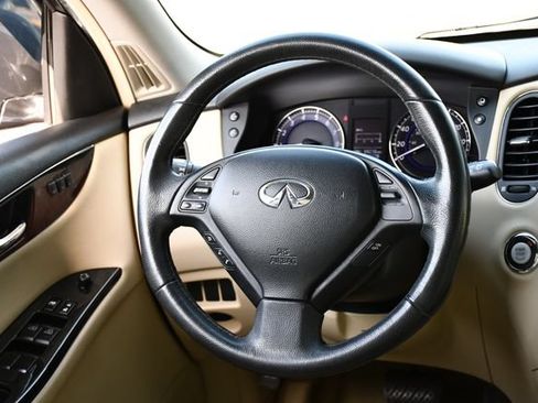 Used 2017 INFINITI QX50 AWD image 20