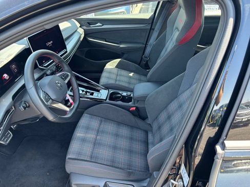 Used 2026 Volkswagen Golf S FWD image 22