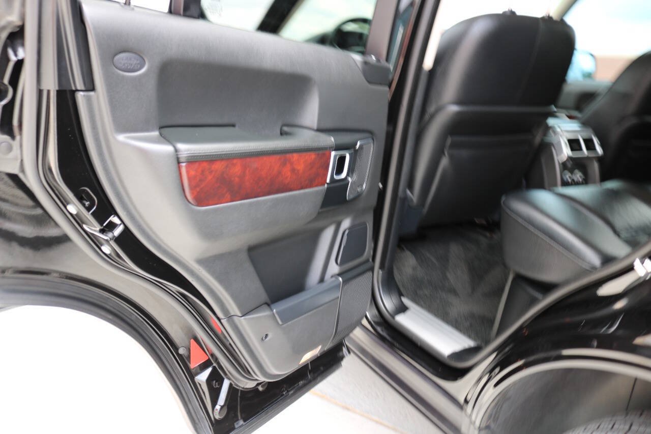 Used 2011 Land Rover Range Rover HSE AWD/4WD image 26