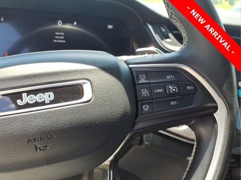 Used 2021 Jeep Grand Cherokee L Laredo AWD/4WD image 16