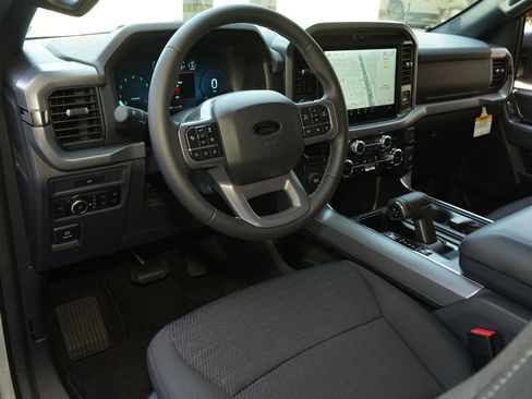 Used 2026 Ford F150 XLT w/ Equipment Group 302A MID RWD image 9