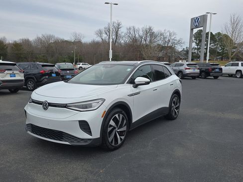 Used 2021 Volkswagen ID.4 Pro S w/ Gradient Package image 3