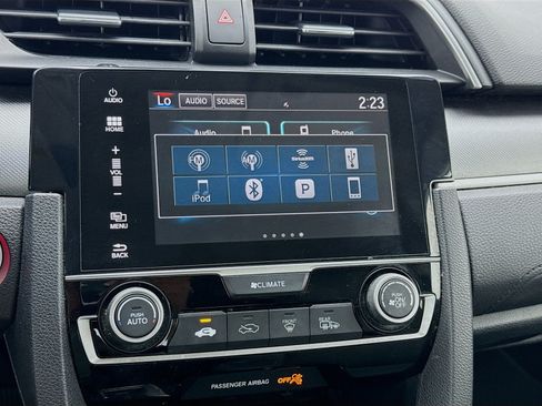 Used 2018 Honda Civic EX image 11