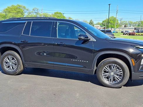 New 2026 Chevrolet Traverse LT AWD/4WD image 4