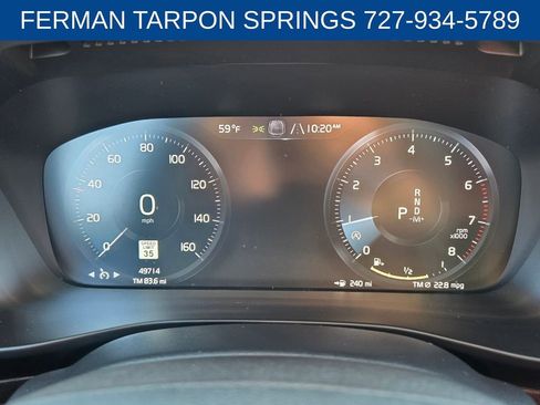 Used 2020 Volvo XC40 T5 Momentum w/ Premium Package image 30