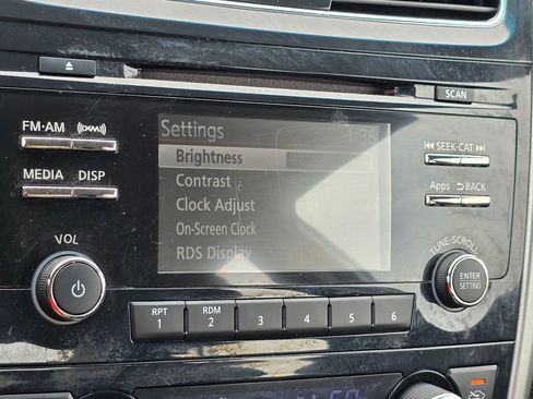 Used 2015 Nissan Altima 2.5 SV FWD image 42