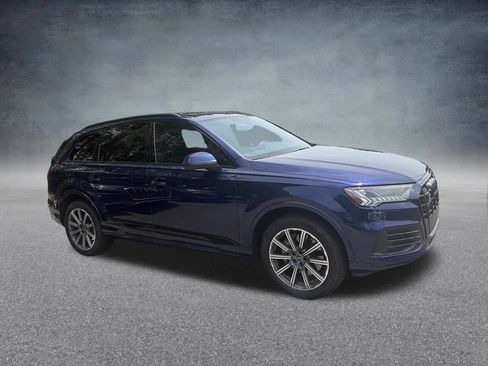 Used 2023 Audi Q7 2.0T Premium Plus w/ Premium Plus Package AWD/4WD image 9