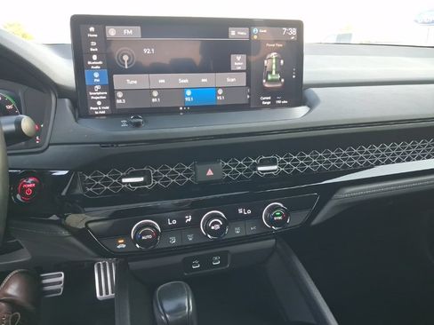 Used 2023 Honda Accord Sport image 11